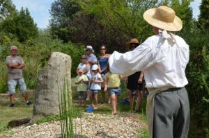 "Le Jardin de Sable" Conte au Jardin de Beauregard avec Barnabé le Jardinier, Olonne-sur-Mer